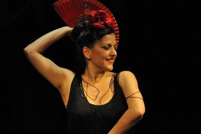 Yiota Peklari, una delle insegnanti e fondatrici della scuola di ballo -     RIPRODUZIONE RISERVATA