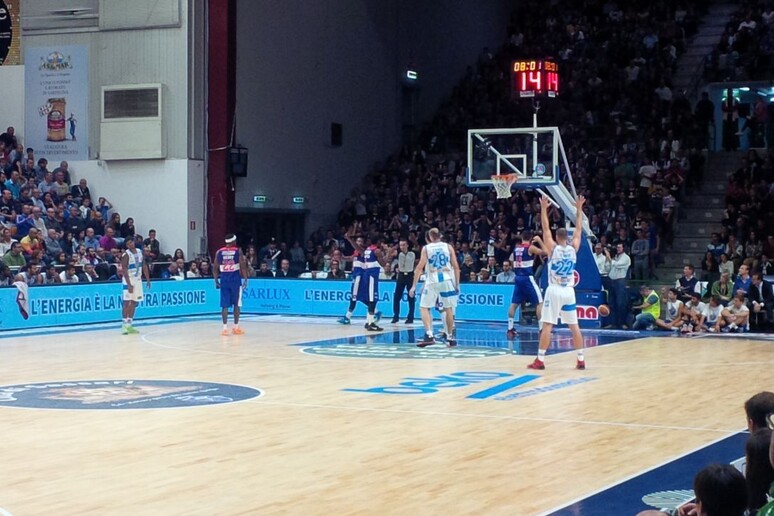 Basket, Dinamo Sassari - RIPRODUZIONE RISERVATA