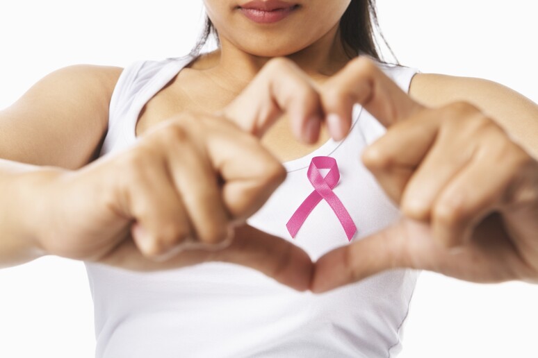 Tumore seno, ora la stessa cura alle donne in tutto il mondo - RIPRODUZIONE RISERVATA