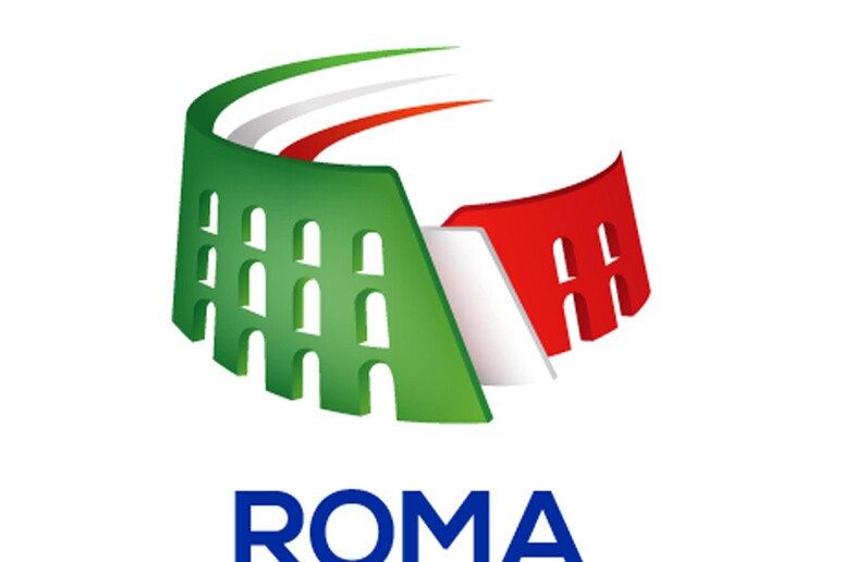 Roma 2024, il logo è un Colosseo tricolore - RIPRODUZIONE RISERVATA