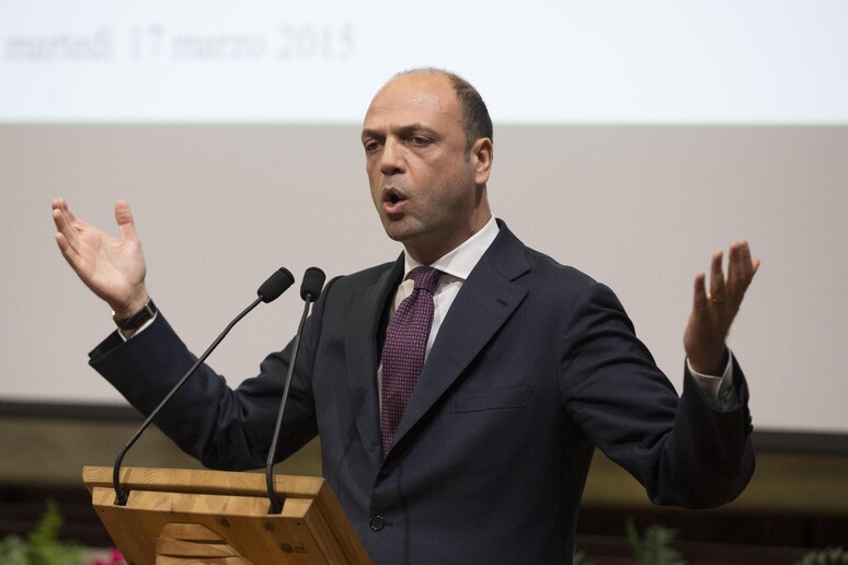 Il ministro dell 'Interno Angelino Alfano - RIPRODUZIONE RISERVATA
