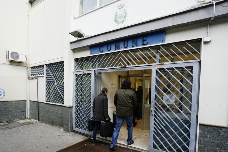 M5s: Cc in municipio Quarto per acquisire documenti - RIPRODUZIONE RISERVATA