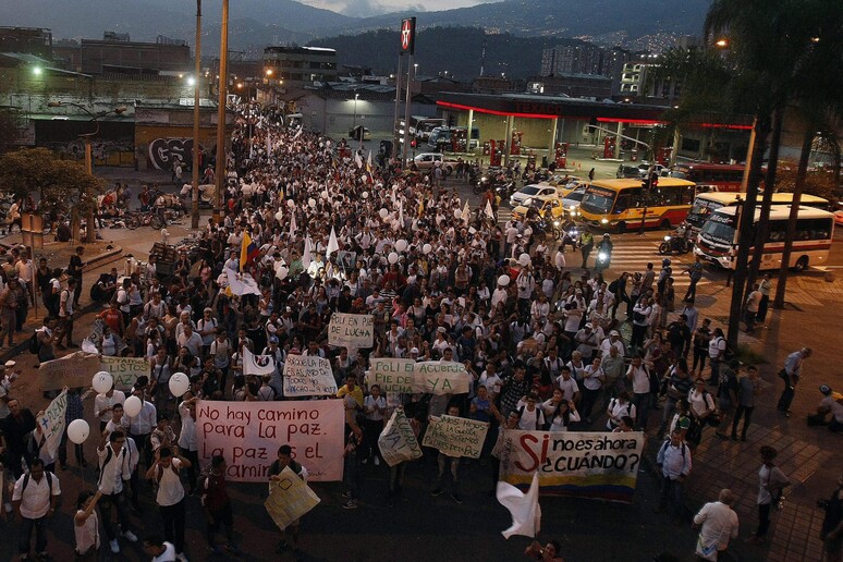 A peace is held in Medellin, Colombia © ANSA/EPA