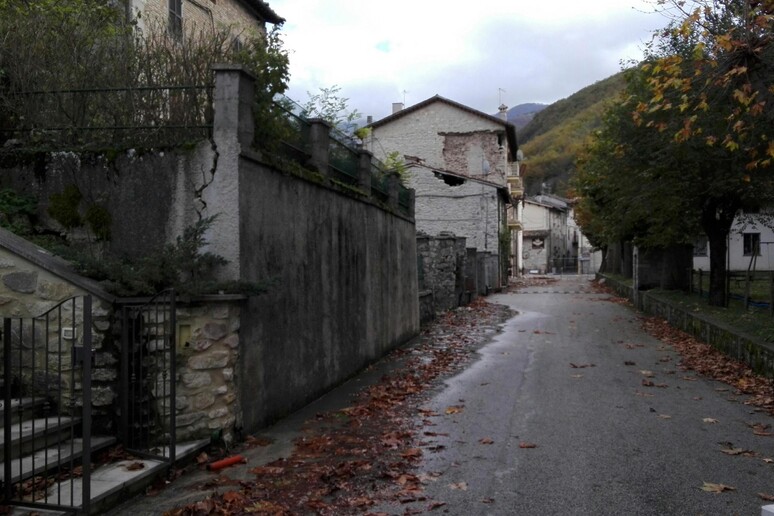 Terremoto: 75 le scosse da mezzanotte nel Centro Italia - RIPRODUZIONE RISERVATA