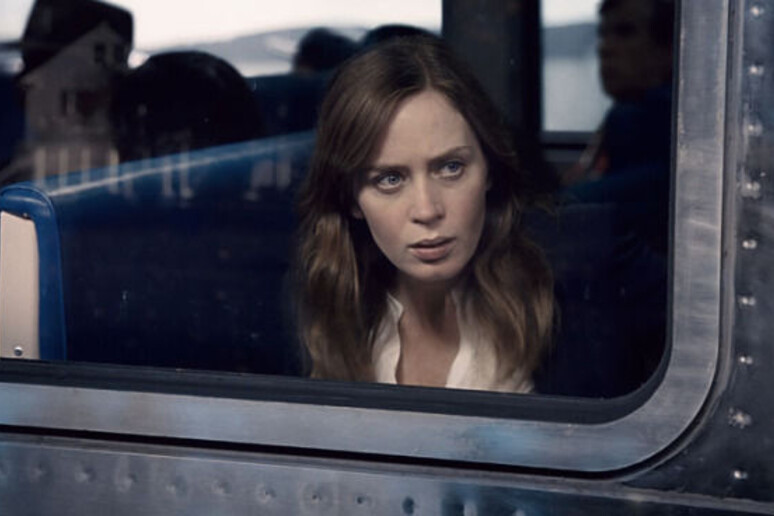 Emily Blunt in una scena del film  'La ragazza del treno ' - RIPRODUZIONE RISERVATA