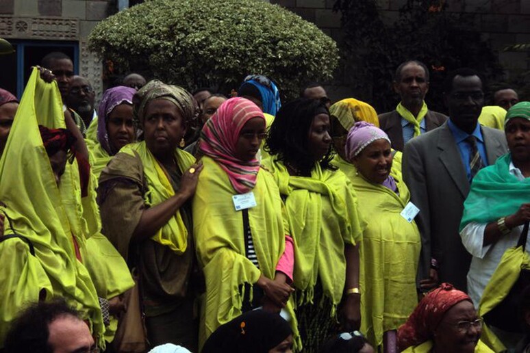 Alcune delle donne che hanno preso parte al convegno di Nairobi  su violenze sessuali, mutilazioni genitali femminili e matrimoni forzati in Somalia il 5 novembre 2010 - RIPRODUZIONE RISERVATA