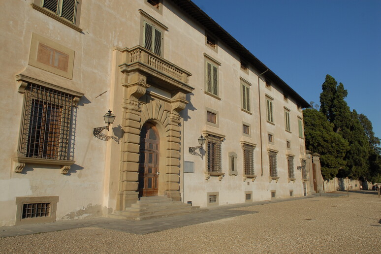 Una foto dell 'ingresso dell 'Accademia della Crusca - RIPRODUZIONE RISERVATA