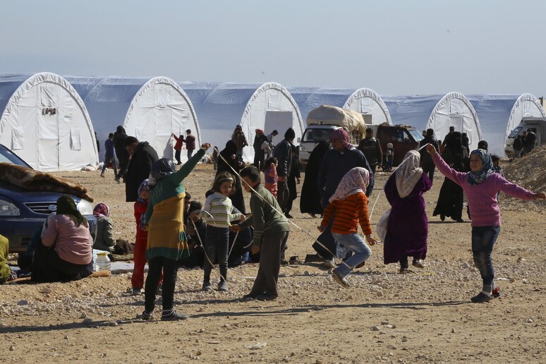 Profughi siriani in Turchia © ANSA/AP
