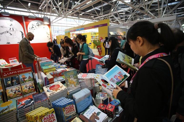La Bologna Children 	's Book Fair a Expo Dubai e Doha Book Fair - RIPRODUZIONE RISERVATA