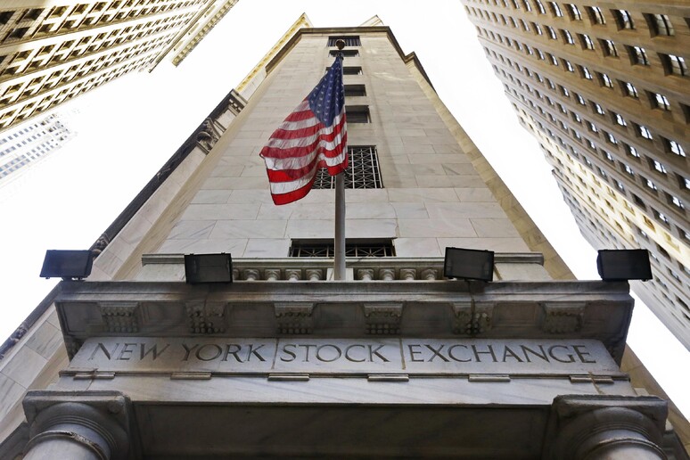 L 'ingresso di Wall Street © ANSA/AP