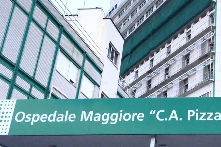 Ingresso ospedale Maggiore Bologna - RIPRODUZIONE RISERVATA