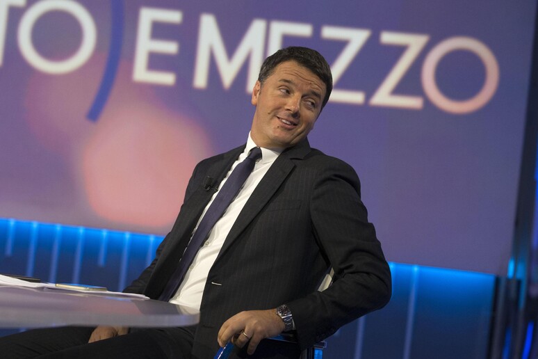 Matteo Renzi a  'Otto e mezzo ' - RIPRODUZIONE RISERVATA