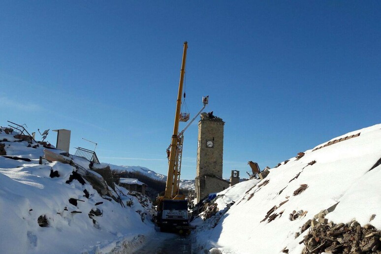 La torre civica di Amatrice in una recente foto - RIPRODUZIONE RISERVATA