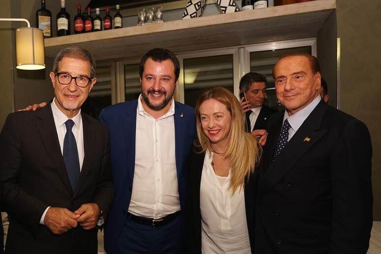 Catania, da sin Nello Musumeci, Matteo Salvini, Giorgia Meloni, Silvio Berlusconi © ANSA/Livio Anticoli