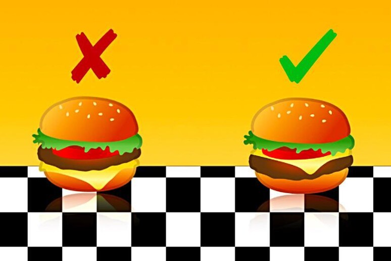 Google Cheeseburger (Credit: EMOJIPEDIA) - RIPRODUZIONE RISERVATA