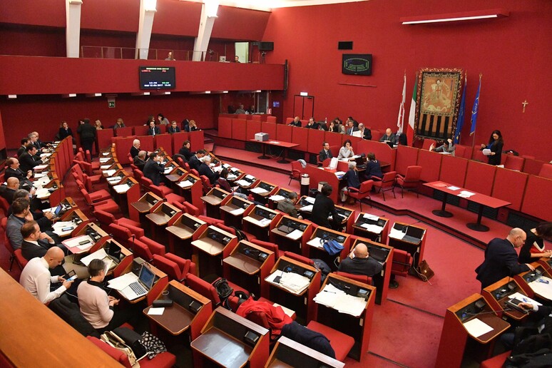 Il Consiglio comunale a Genova - RIPRODUZIONE RISERVATA