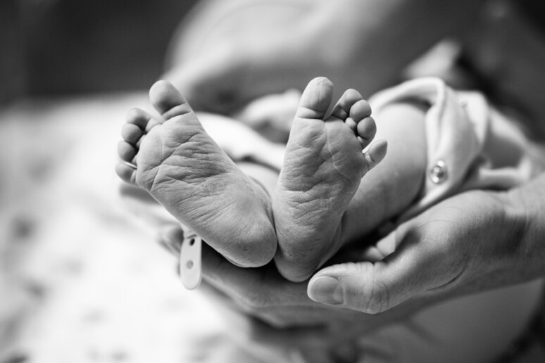 Campagna dei neonatologi spiega il rischio di non vaccinare - RIPRODUZIONE RISERVATA