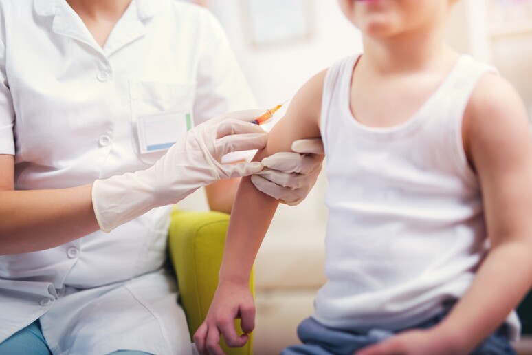 Pediatri Sipps, in campo per aiutare le famiglie sui vaccini - RIPRODUZIONE RISERVATA