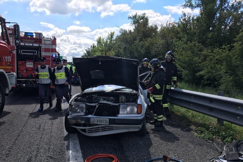 Incidenti stradali: due morti sull 'Autosole a Modena - RIPRODUZIONE RISERVATA