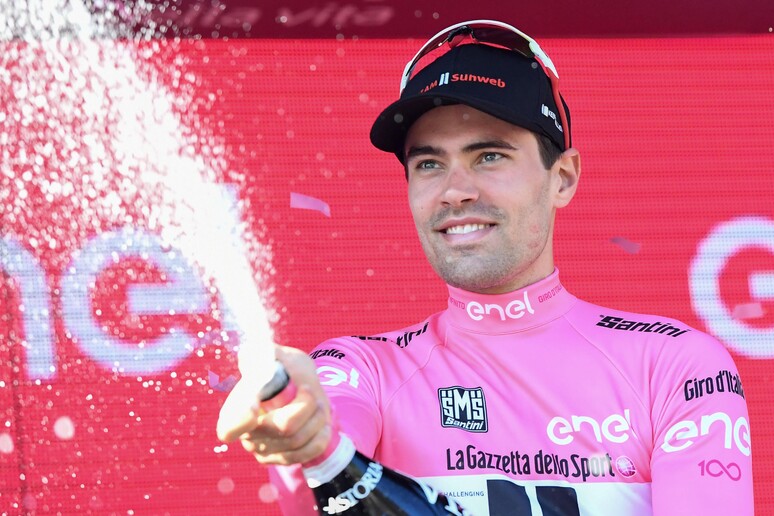 Giro: Dumoulin trionfa in maglia rosa a Oropa - RIPRODUZIONE RISERVATA