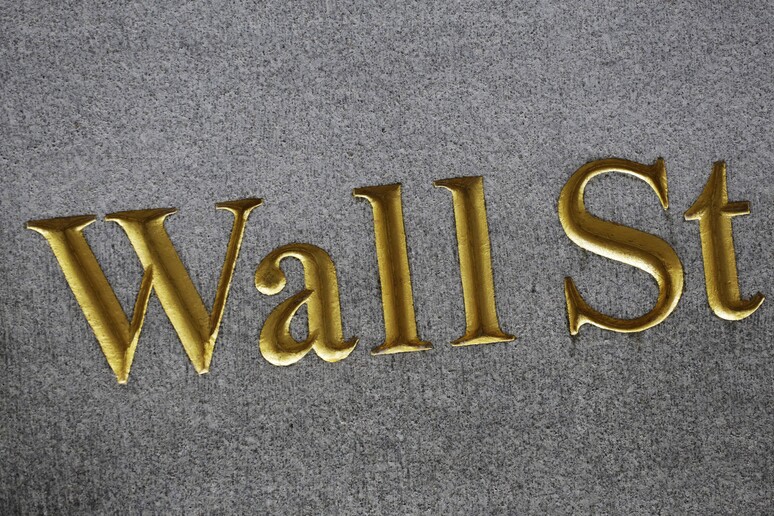 Titoli tecnologici sotto pressione a Wall Street © ANSA/AP