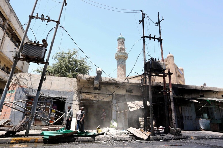 Duplice attentato a Baghdad © ANSA/EPA