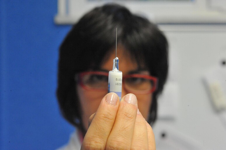 Vaccini: Zaia, Veneto impugna decreto davanti Consulta - RIPRODUZIONE RISERVATA