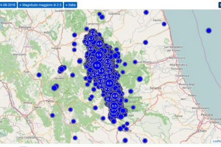 Mappa dei terremoti localizzati dalla Rete Sismica Nazionale dal 24 agosto 2016 nell’area dell’Italia Centrale (magnitudo maggiore o uguale di 2.5) (fonte:CNT/ INGV) - RIPRODUZIONE RISERVATA