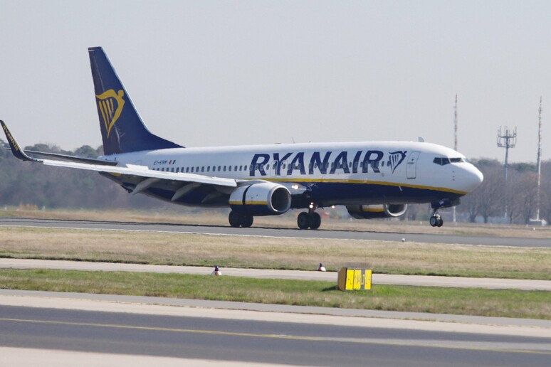 Un aereo Ryanair © ANSA/EPA
