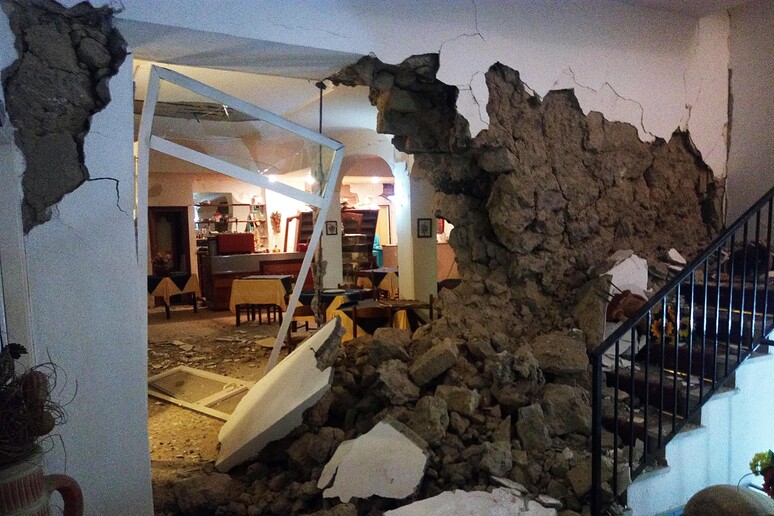 Earthquake in Ischia island - RIPRODUZIONE RISERVATA