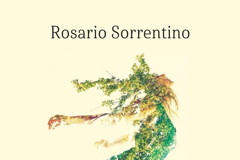La copertina di Attacco di panico di Rosario Sorrentino - RIPRODUZIONE RISERVATA