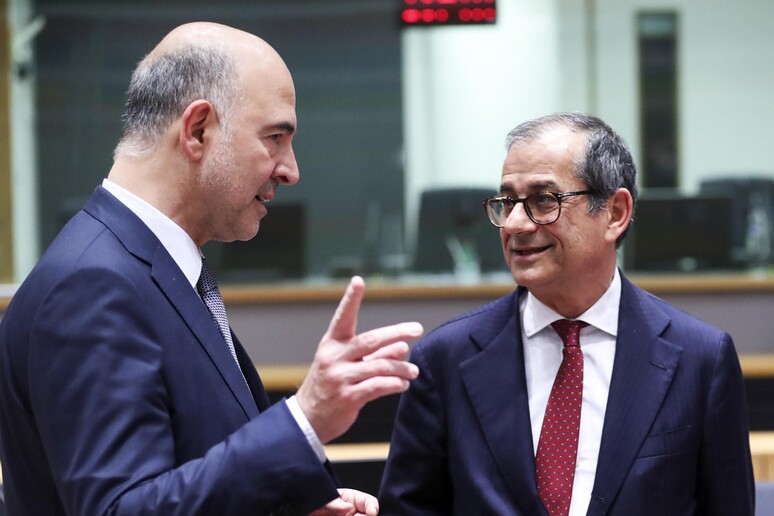 Tria e  Moscovici © ANSA/EPA