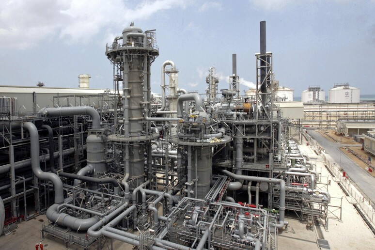 In Qatar un impianto di gas © ANSA/AP