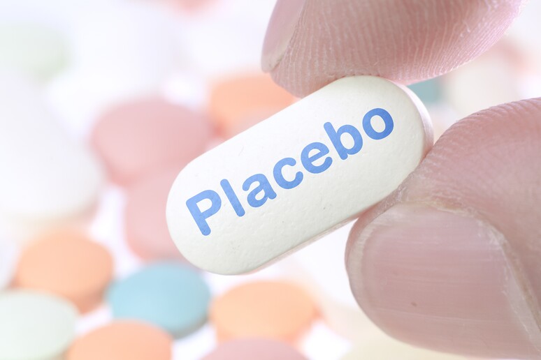 Tumori, il placebo aiuta a sentirsi meno stanchi - RIPRODUZIONE RISERVATA