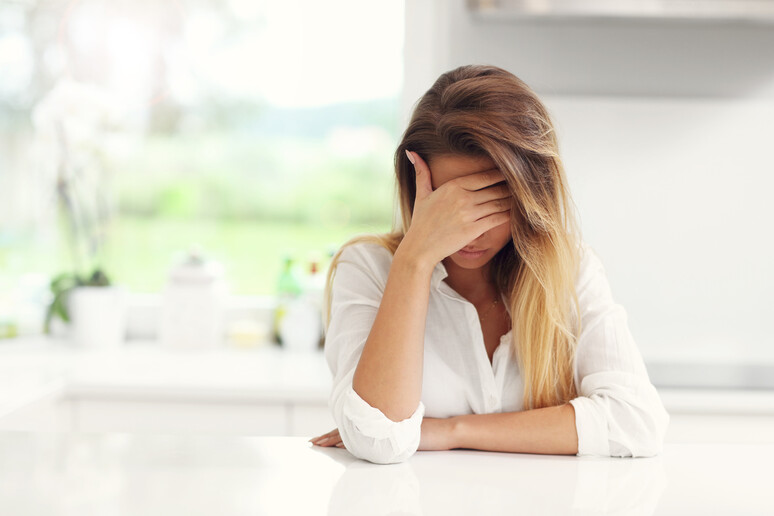 8 marzo: esperta, per il 73% delle donne ansia e stress da Covid - RIPRODUZIONE RISERVATA