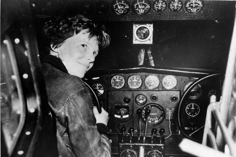 La pilota Amelia Earhart - RIPRODUZIONE RISERVATA