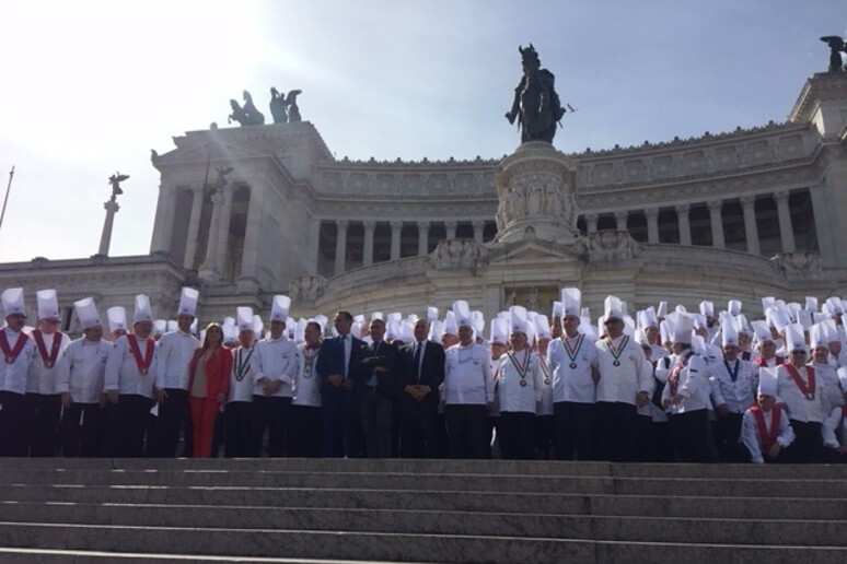 Oltre 500 chef in Campidoglio per celebrare 50 anni Federazione - RIPRODUZIONE RISERVATA