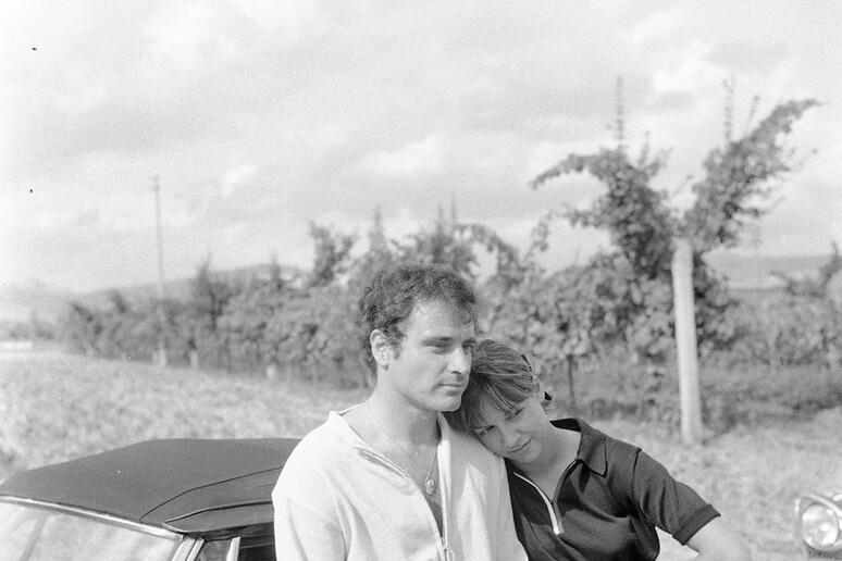 Edoardo Vianello e Wilma Goich al Cantagiro, Roma, 6 luglio 1966 © ANSA/ANSA/OLDPIX