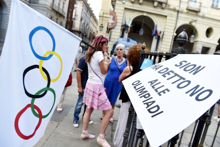 Olimpiadi 2016: sit-in contro la candidatura - RIPRODUZIONE RISERVATA