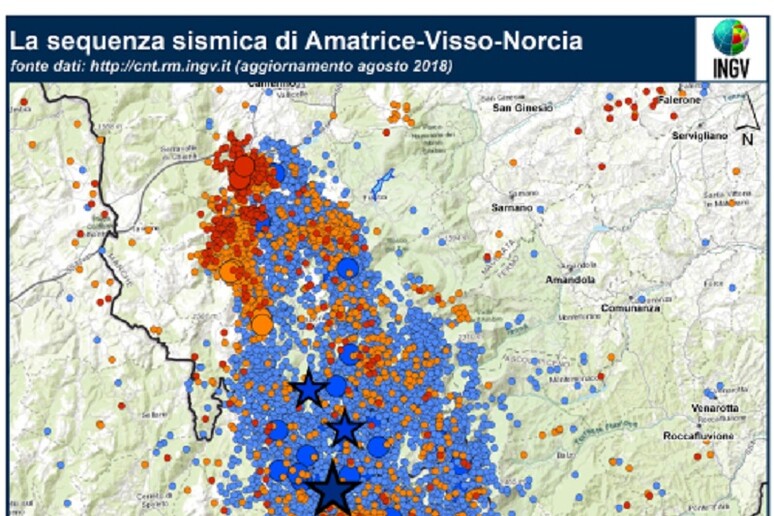 Mappa epicentrale dei terremoti in Italia centrale localizzati dal 24 agosto 2016. In blu quelli del  2016, in arancione quelli del 2017 e in rosso quelli del 2018 (fonte: INGV) - RIPRODUZIONE RISERVATA