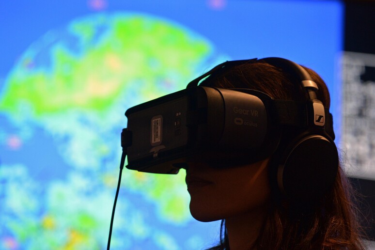La realtà virtuale sperimentata in Antartide dai ricercatori per affrontare l 'isolamento durante i mesi invernali - RIPRODUZIONE RISERVATA