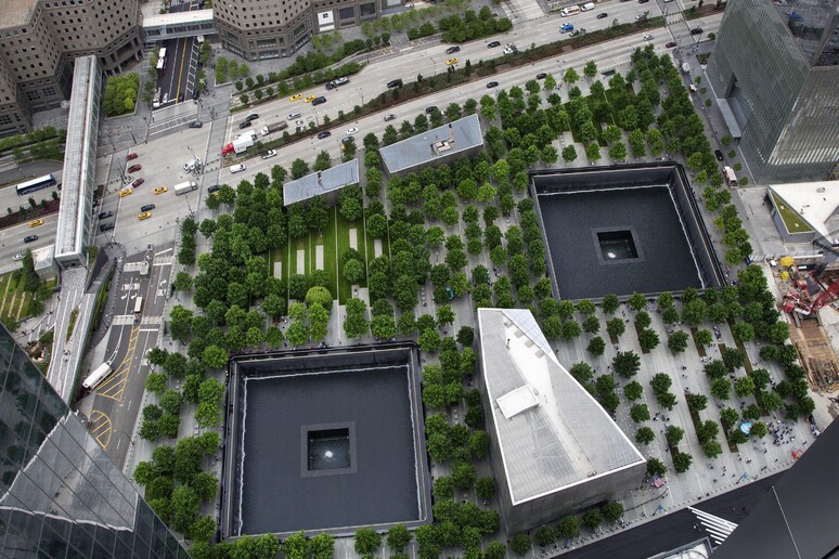 Area del World Trade Center in una foto di archivio © ANSA/AP