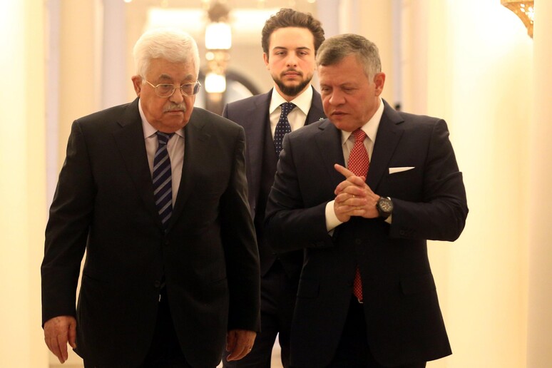 Il presidente palestinese Abu Mazen (s) e il Re Abdullah II di Giordania (d) -     RIPRODUZIONE RISERVATA