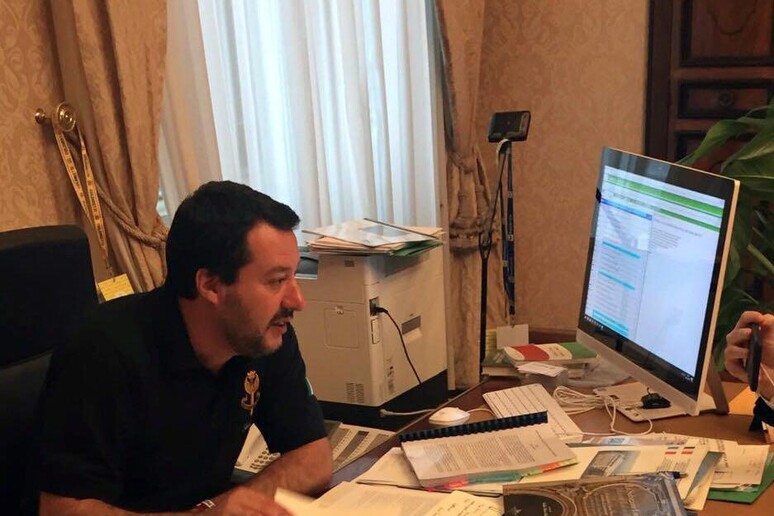 Diciotti:Salvini, ci riprovano ma non cambio posizione - RIPRODUZIONE RISERVATA