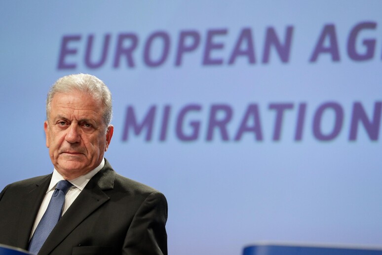 L 'ex commissario europeo Dimitris Avramopoulos © ANSA/EPA