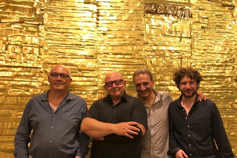 Da sinistra Diego Spitaleri, Fabio Lannino, Vito Giordano e Ciccio  'drummer ' Foresta - RIPRODUZIONE RISERVATA