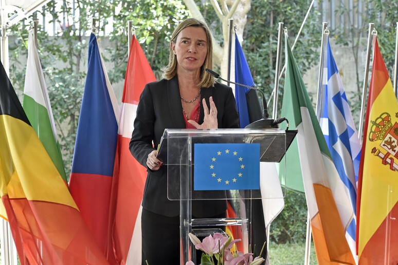 Federica Mogherini nella nuova sede della delegazione Ue a Beirut © ANSA/EPA