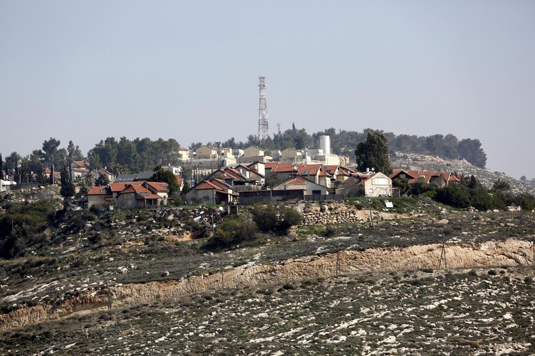 Case dell 'insediamento israeliano di Adora nel governatorato di Hebron in Cisgiordania -     RIPRODUZIONE RISERVATA