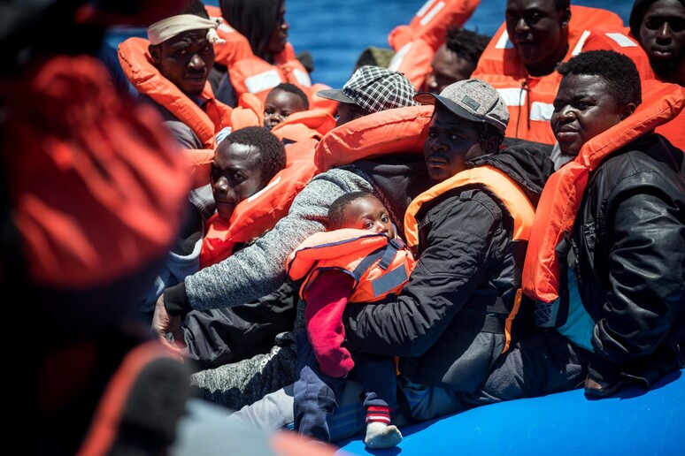 Migranti: Oim, oltre 500 morti nel Mediterraneo nel 2019 - RIPRODUZIONE RISERVATA