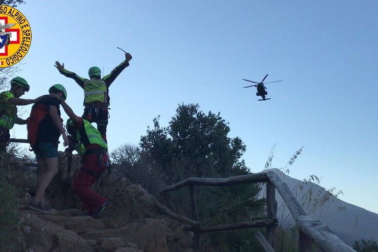 Escursionista soccorso in riserva Zingaro dopo malore - RIPRODUZIONE RISERVATA